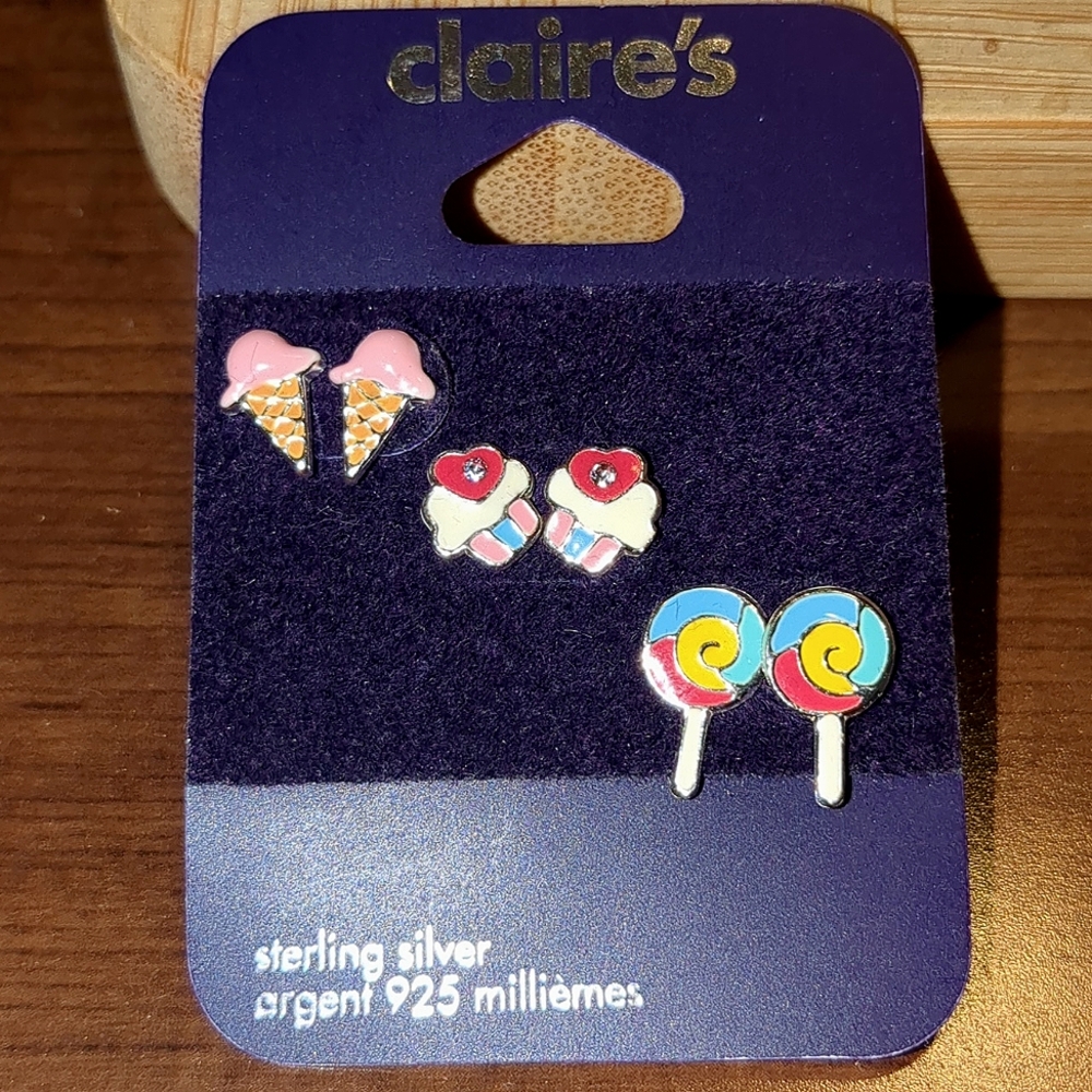 NWT CLAIRE'S.925 STERLING SILVER POST EARINGS